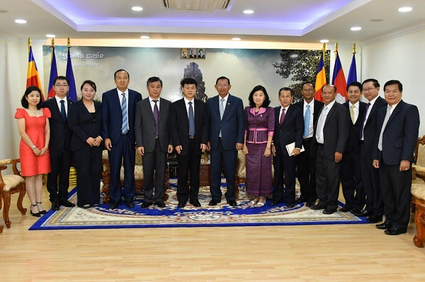 5801578537153517.jpg 2.jpg